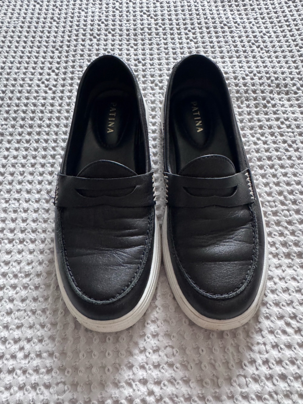 Patina (Portland Leather) super cute loafers! Good shape!